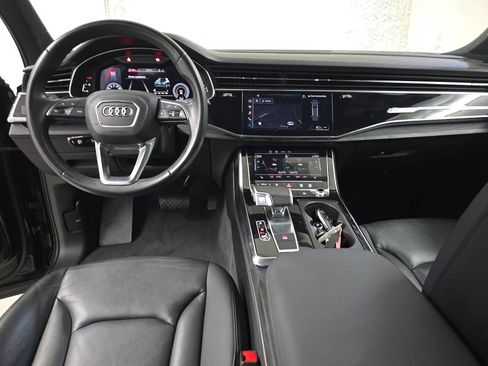 Used 2023 Audi Q7 2.0T Premium Plus w/ Premium Plus Package AWD/4WD image 3