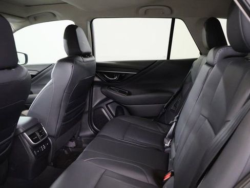Used 2025 Subaru Outback Limited image 29