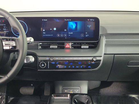 New 2026 Hyundai Ioniq 5 SE image 9