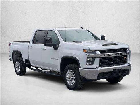 Used 2021 Chevrolet Silverado 3500 LT image 3