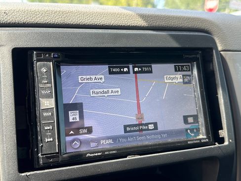 Used 2018 Nissan NV 2500 SV image 16