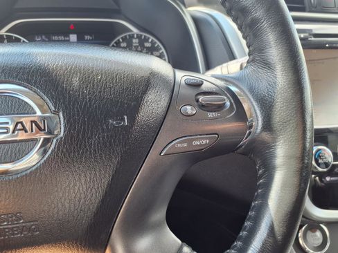 Used 2020 Nissan Murano SL w/ Moonroof Package image 15