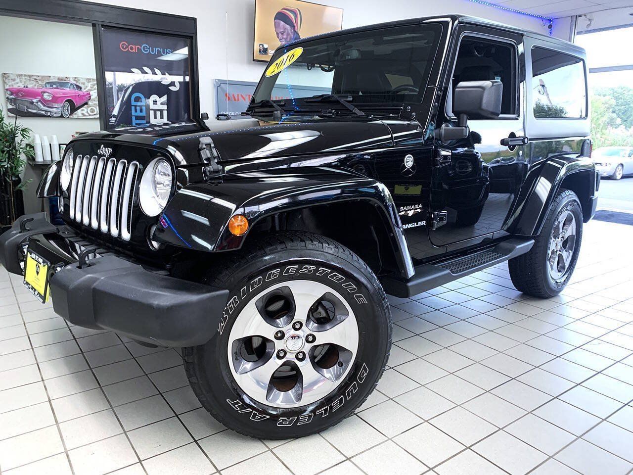 Used 2016 Jeep Wrangler Sahara w/ Connectivity Group AWD/4WD image 1