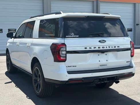 Used 2024 Ford Expedition Max Limited AWD/4WD image 3