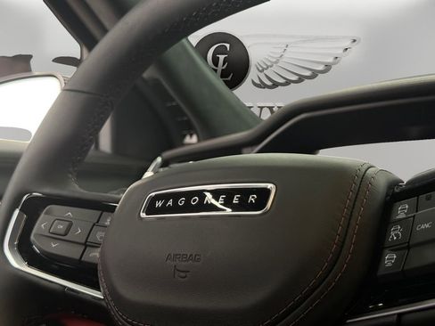 Used 2025 Jeep Wagoneer S Launch Edition AWD/4WD image 23
