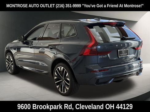 New 2026 Volvo XC60 T8 Ultra w/ Protection Package Premier AWD/4WD image 3