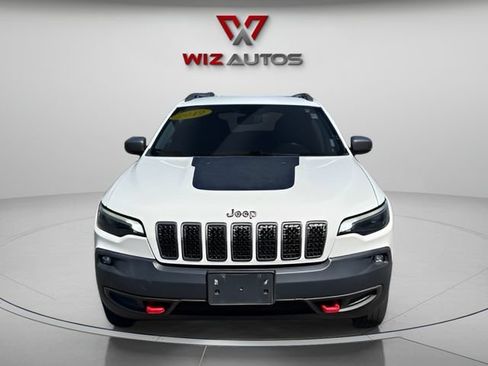 Used 2019 Jeep Cherokee Trailhawk AWD/4WD image 8