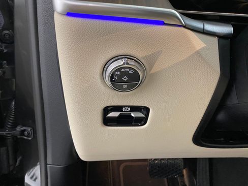 Used 2026 Mercedes-Benz GLC 300 4MATIC image 18