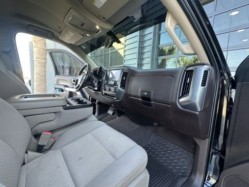 Used 2018 Chevrolet Silverado 1500 LT w/ All Star Edition image 15