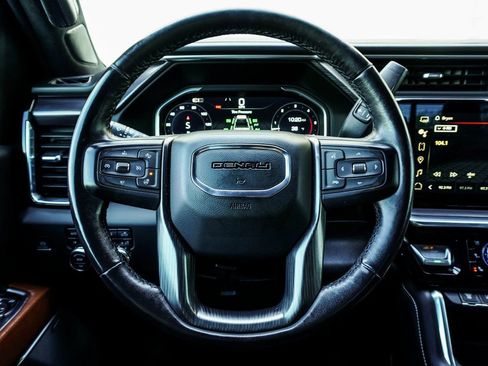 Used 2024 GMC Sierra 2500 Denali Ultimate image 31