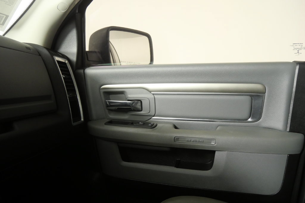 Used 2019 RAM 1500 Warlock RWD image 27