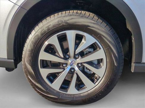 Certified 2022 Subaru Outback Premium image 23