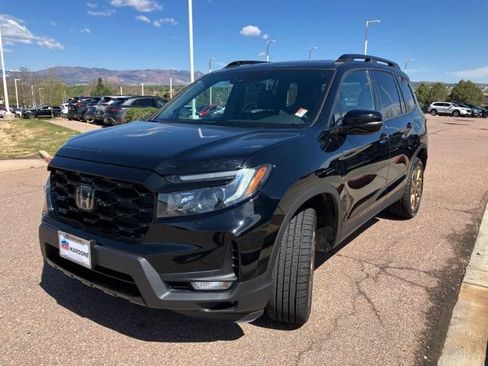 Used 2023 Honda Passport Elite image 3