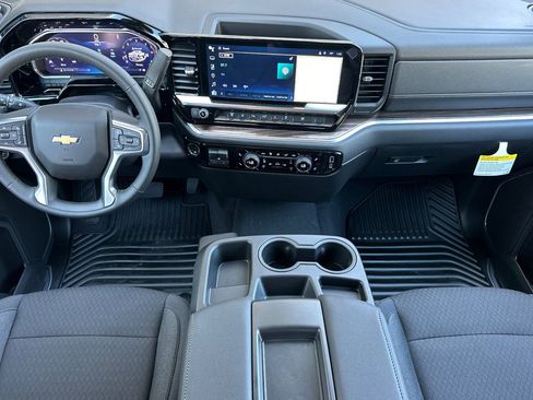 New 2026 Chevrolet Silverado 3500 LT image 12