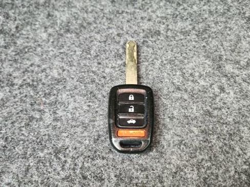 Used 2015 Honda Accord Sport image 56