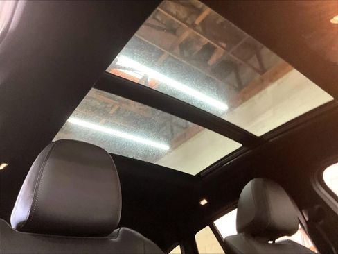 Certified 2024 BMW X4 M40i image 23