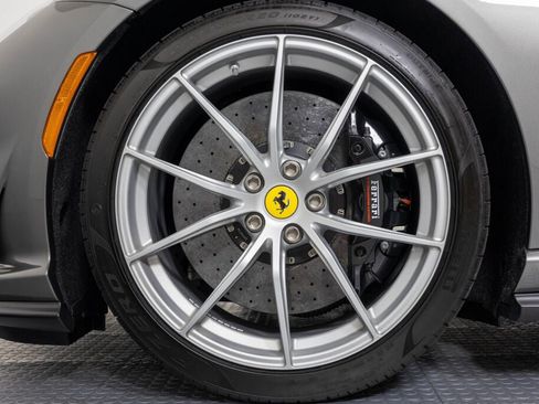 Used 2023 Ferrari 812 GTS RWD image 22