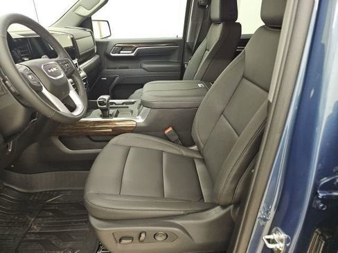 New 2026 GMC Sierra 1500 Elevation w/ Elevation Premium Package image 2