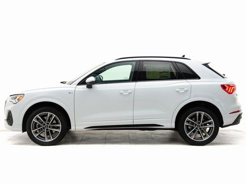 New 2025 Audi Q3 2.0T Premium image 28