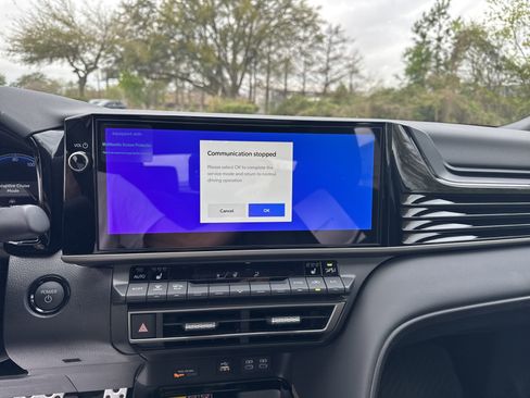 New 2025 Toyota Camry Hybrid image 20