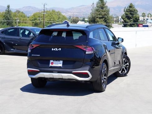Used 2025 Kia Sportage EX w/ Premium Package FWD image 7