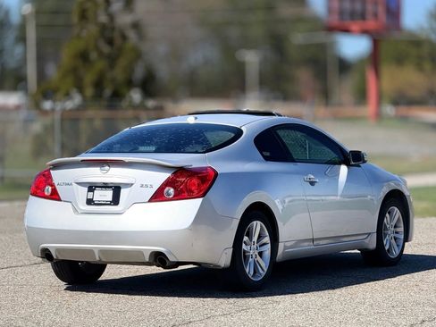 Used 2012 Nissan Altima 2.5 S w/ 2.5S Premium Pkg image 9
