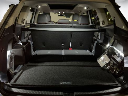 New 2026 Volkswagen Atlas Peak Edition image 27