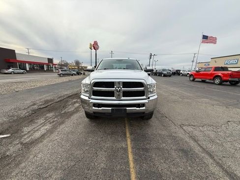 Used 2018 RAM 2500 Tradesman w/ Chrome Appearance Group image 2