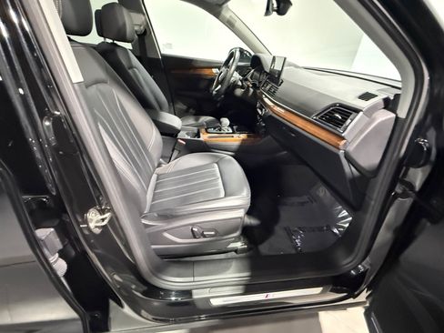 Used 2023 Audi Q5 2.0T Premium Plus w/ Premium Plus Package AWD/4WD image 41