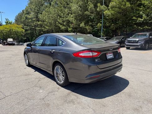 Used 2015 Ford Fusion SE w/ Equipment Group 202A FWD image 5