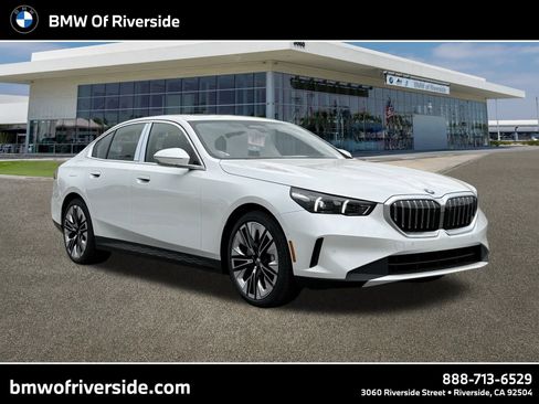 New 2026 BMW 530i image 1