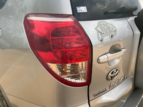 Used 2007 Toyota RAV4 2WD image 10