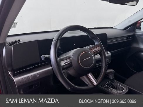 Used 2024 Hyundai Kona SEL image 9