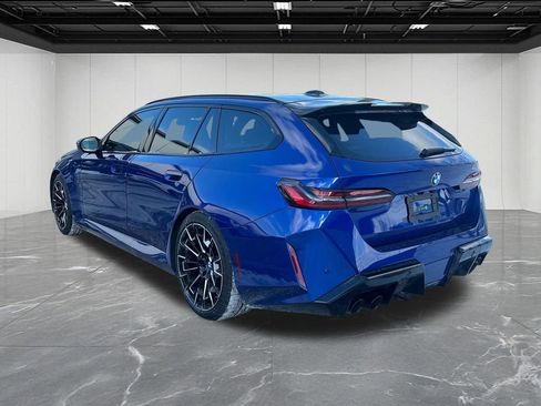 Used 2025 BMW M5 Touring w/ M Driver's Package image 3
