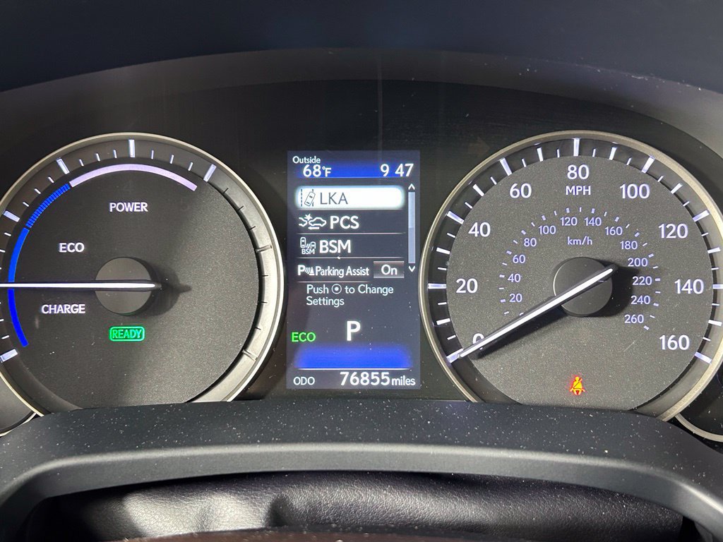Used 2019 Lexus RX 450h AWD w/ Navigation Package image 28