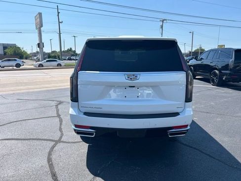Used 2021 Cadillac Escalade Premium Luxury Platinum AWD/4WD image 8
