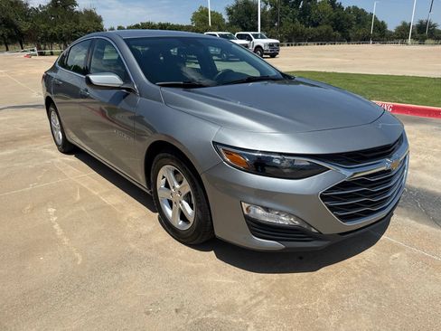 Used 2024 Chevrolet Malibu LT FWD image 12