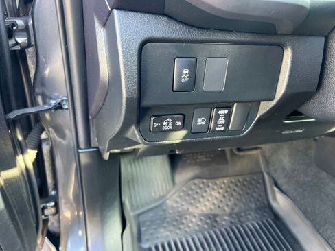 Used 2021 Toyota Tacoma TRD Off-Road w/ TRD Premium Off Road Package image 11