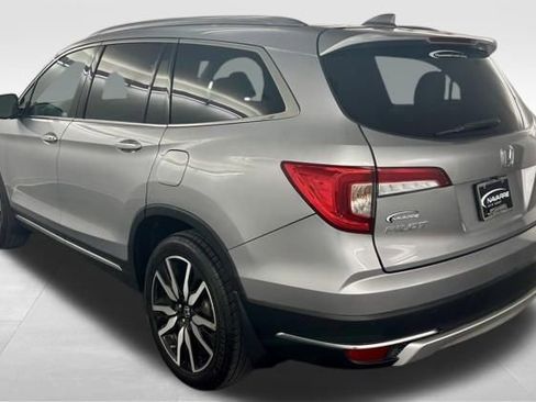 Used 2019 Honda Pilot Touring image 6
