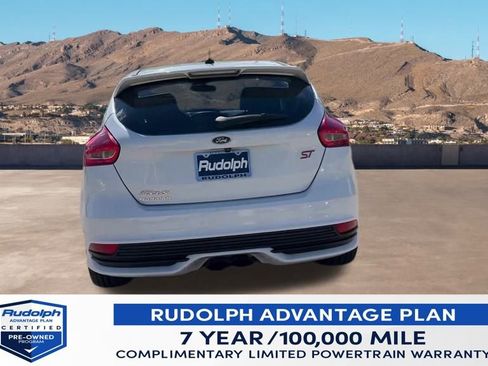 Used 2018 Ford Focus ST image 4