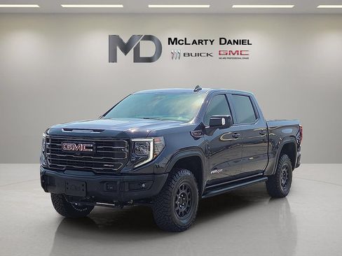 Certified 2023 GMC Sierra 1500 AT4X w/ AT4X AEV Edition AWD/4WD image 3
