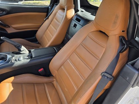 Used 2017 FIAT 124 Spider Lusso image 12