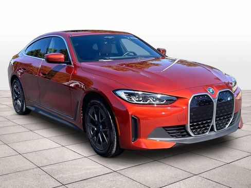 Used 2024 BMW i4 eDrive35 w/ Premium Package RWD image 3