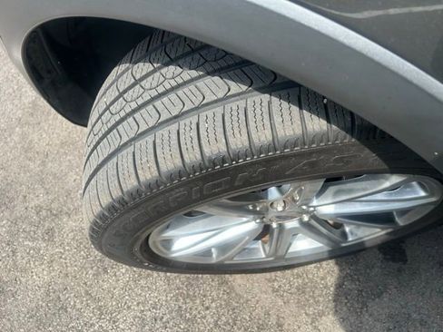 Used 2016 Ford Explorer Limited image 3