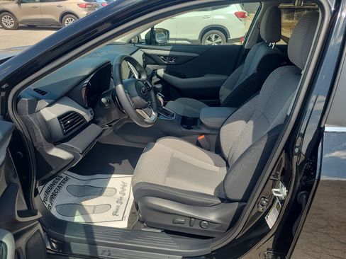 Used 2024 Subaru Outback Premium image 16