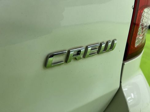 Used 2011 Dodge Grand Caravan Crew w/ Entertainment Group 1 FWD image 13