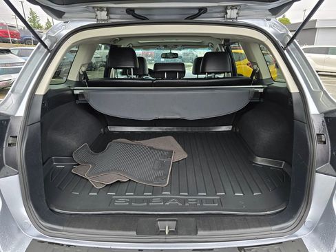 Used 2012 Subaru Outback 2.5i Limited AWD/4WD image 12