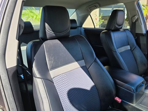 Used 2014 Toyota Camry SE FWD image 17