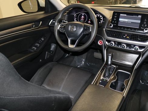 Used 2019 Honda Accord LX image 16