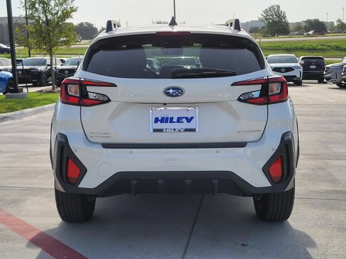 Used 2025 Subaru Crosstrek 2.5i Limited w/ Crosstrek Mirror Package AWD/4WD image 4